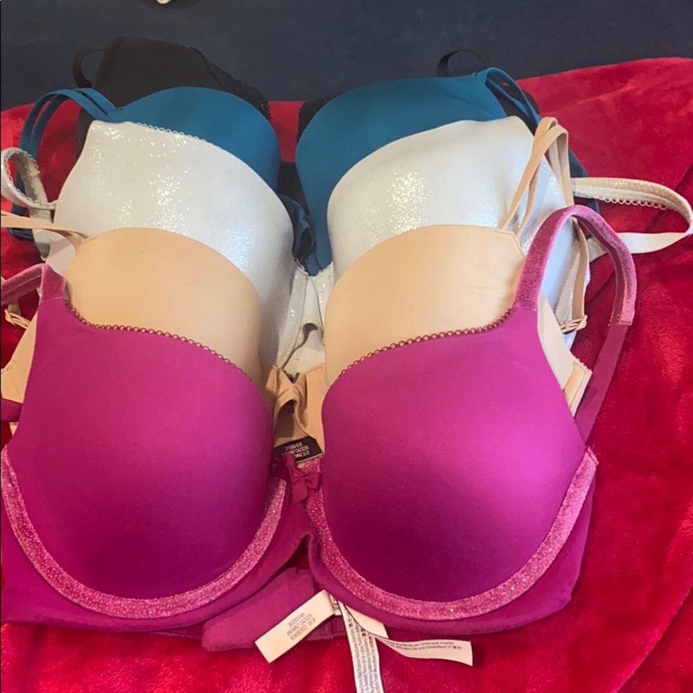 Victoria’s Secret Demi light padded 32DD bras